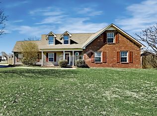 1402 Azure Way, Murfreesboro, TN 37128