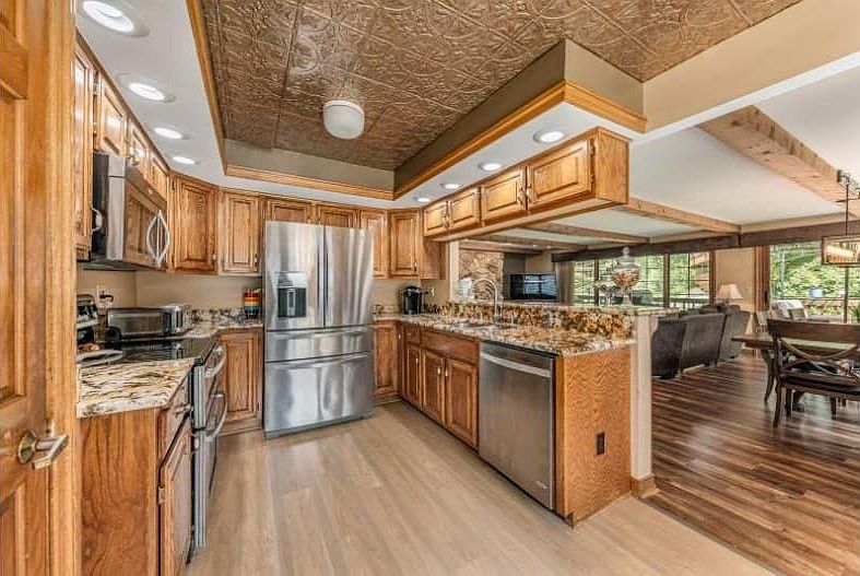 1st image of 3756 S Oakbrook Dr