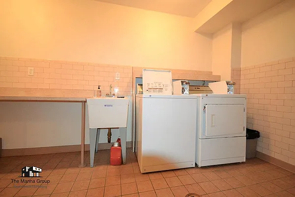 Rented by Bold New York | media 32