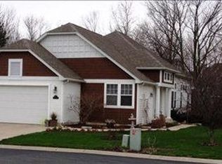 1903 Crimson Dr, Valparaiso, IN