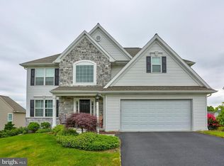 12 Summerlyn Dr, Ephrata, PA 17522