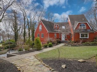 12 Braemer Rd, Setauket, NY 11733