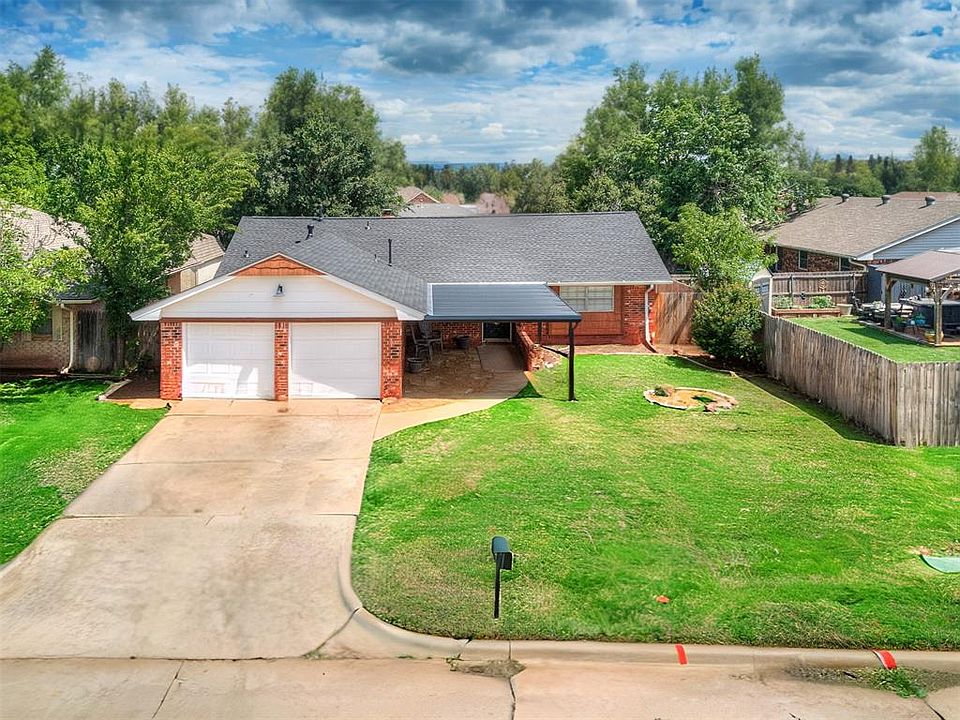 1st image of 1705 Erin Pl