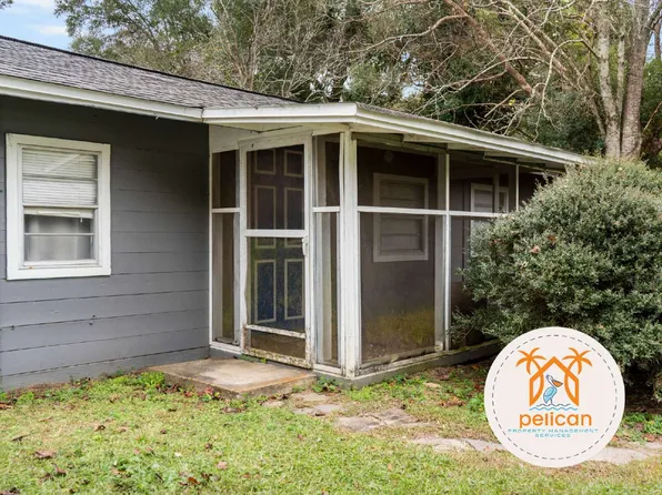 5910 Duchess Rd, Pensacola, FL 32503