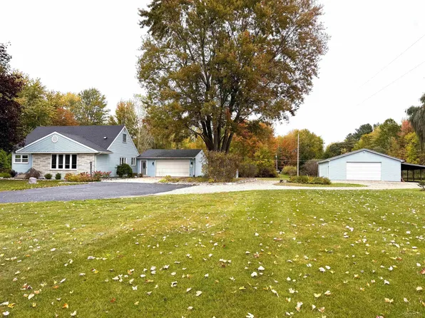 4166 N Fordney Rd, Hemlock, MI 48626