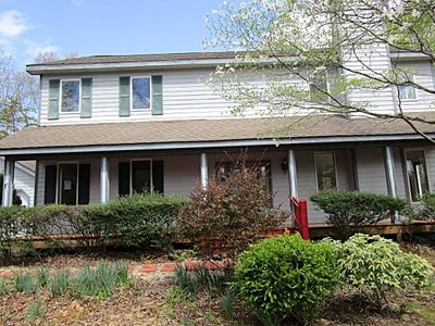 893 Stoney Crk W, Nellysford, VA, 22958