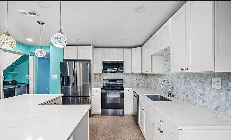 2nd image of 2233 White Cornus Ln