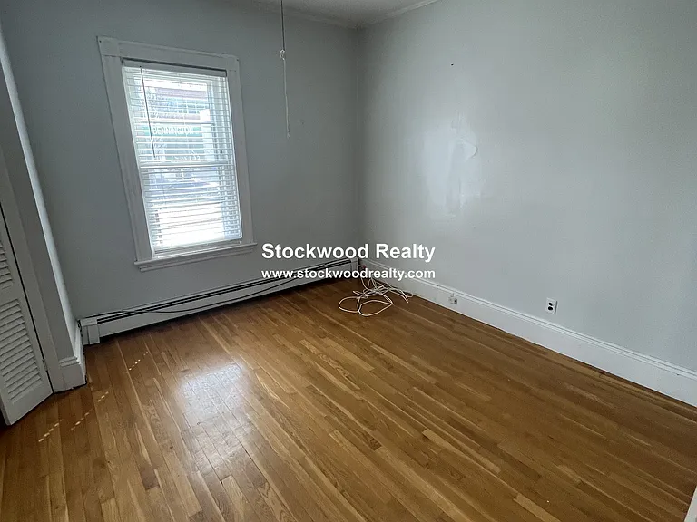 109 Wordsworth St #1 — Photo 11