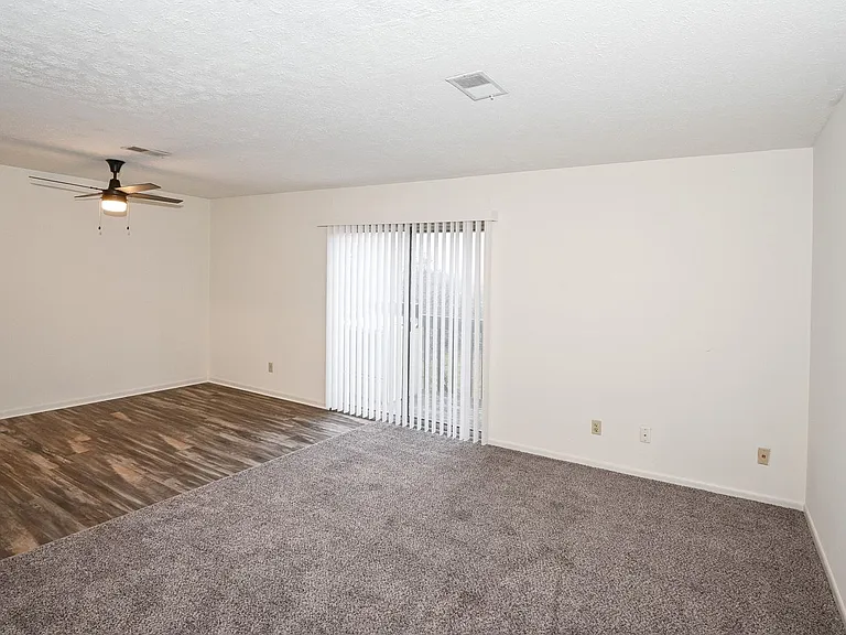 The Ridgeview Apartment — Photo 30