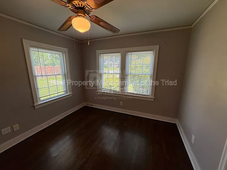 1003 W Wendover Ave — Photo 9