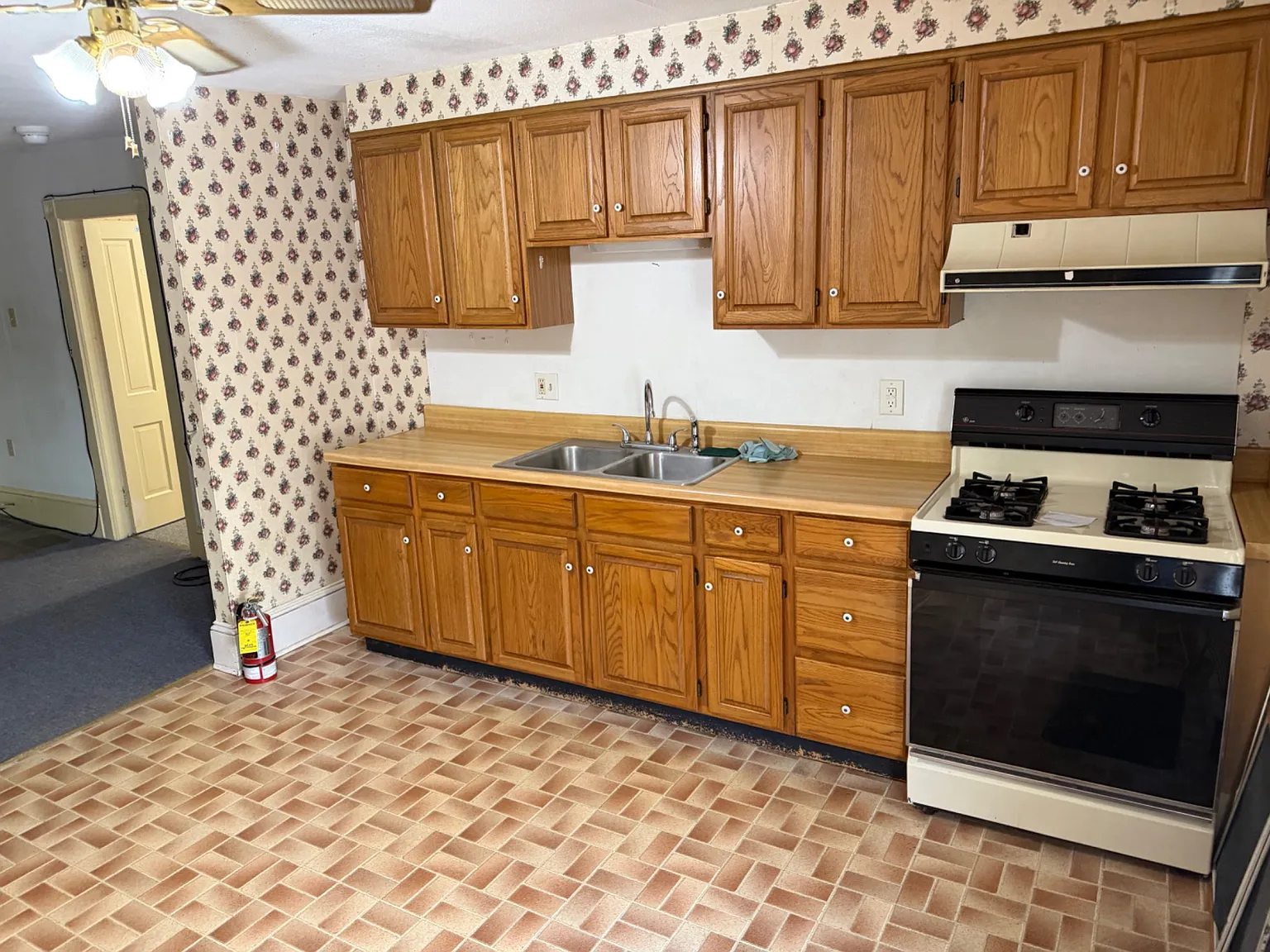 2 bed, 800 sqft, $925 — Photo 3