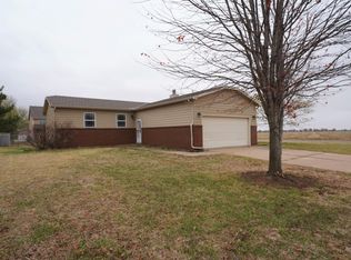 626 S Walnut St, Goddard, KS 67052