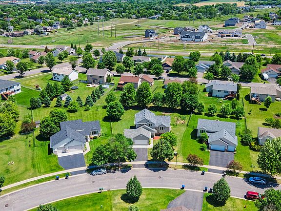 3rd image of 4367 Eakern Cir NE