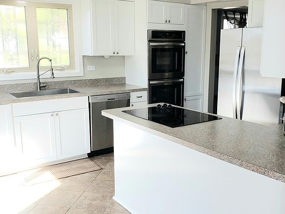 2nd image of 770 Ballantrae Dr APT C