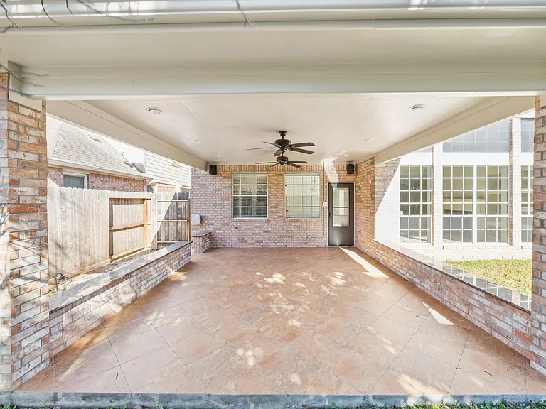 3002 Autumn Cove Ct — Photo 35