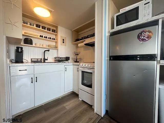 Studio, 1.0 bath, $1,000 — Photo 4