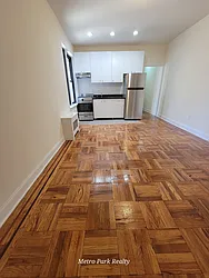 Rented by Metro Park Realty Inc