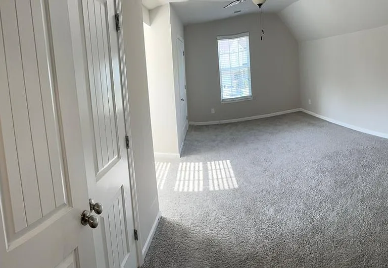 4499 Savannah Dr — Photo 23
