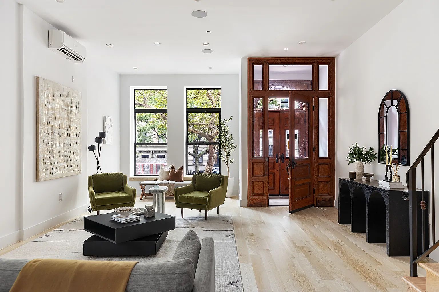Elevating Dwelling Spaces: A Tapestry of Home Renovations in Hamilton