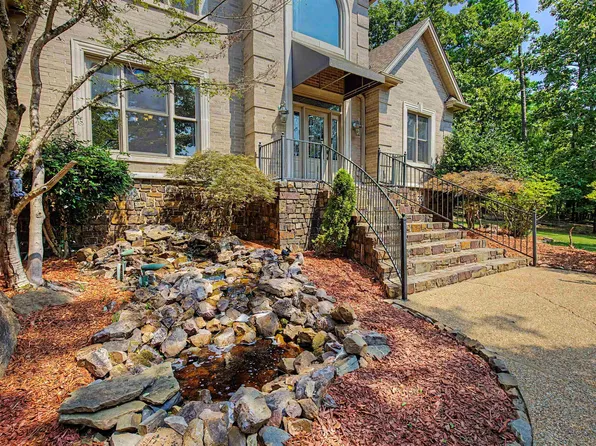 13 Somersett Dr, Roland, AR 72135