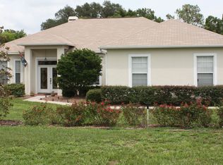 610 S Dixie Dr, Howey In The Hills, FL 34737