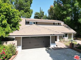 19180 Castlebay Ln, Porter Ranch, CA 91326