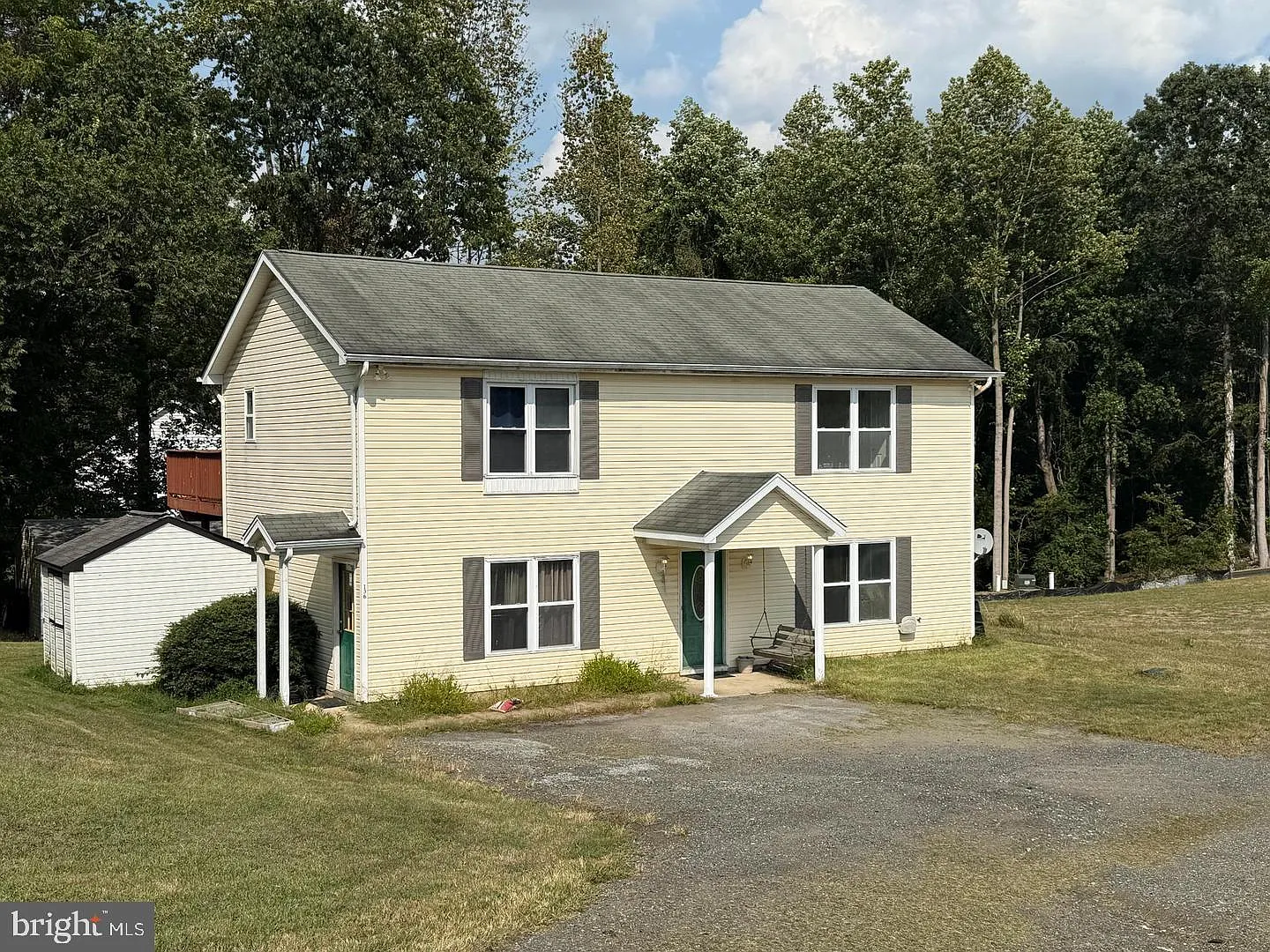 2 bed, 1.0 bath, 1040 sqft, $1,800 — Photo 1