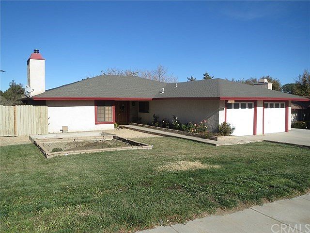 1st image of 15590 Tamarack Dr