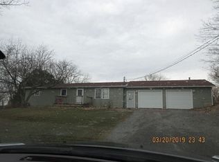 9101 Linwood Rd, Le Roy, NY 14482