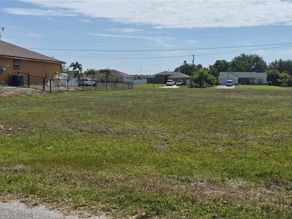 1321 NE 21st Pl, Cape Coral, FL 33909