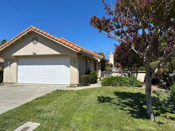 8045 Arroyo Vista Dr, Sacramento, CA 95823
