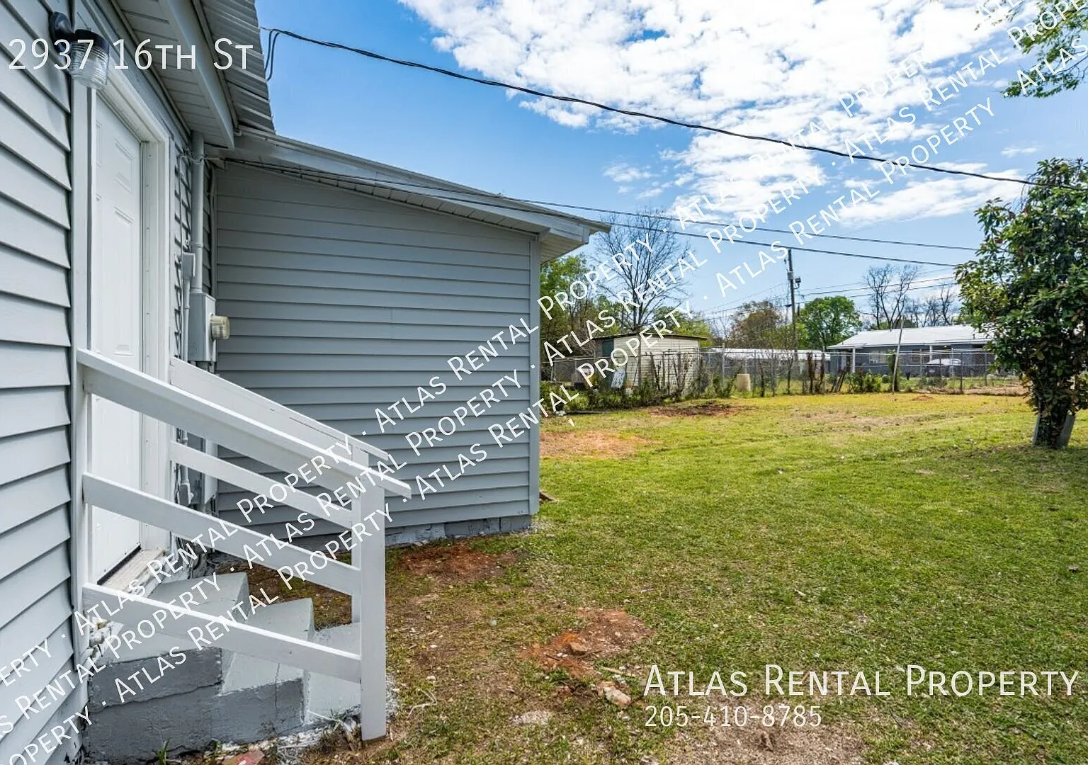 3 bed, 1.0 bath, 924 sqft, $1,045 — Photo 4