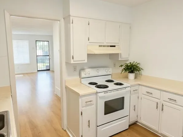 Spacious 2 Bedroom Apartments in Raleigh Raleigh Pines, 2783-2799 Beverly Hill St #2789-6, Memphis, TN 38128