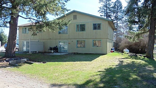2nd image of 87 Woodland Rd