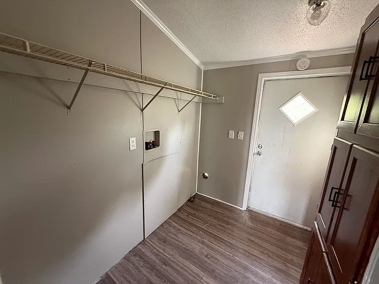 125 Middle Ave #40 — Photo 13