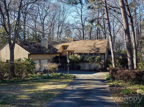 51 Fairway Rdg, Lake Wylie, SC 29710