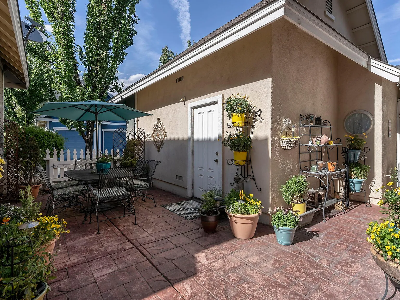 2 bed, 2.5 bath, 1732 sqft, $2,250 — Photo 4