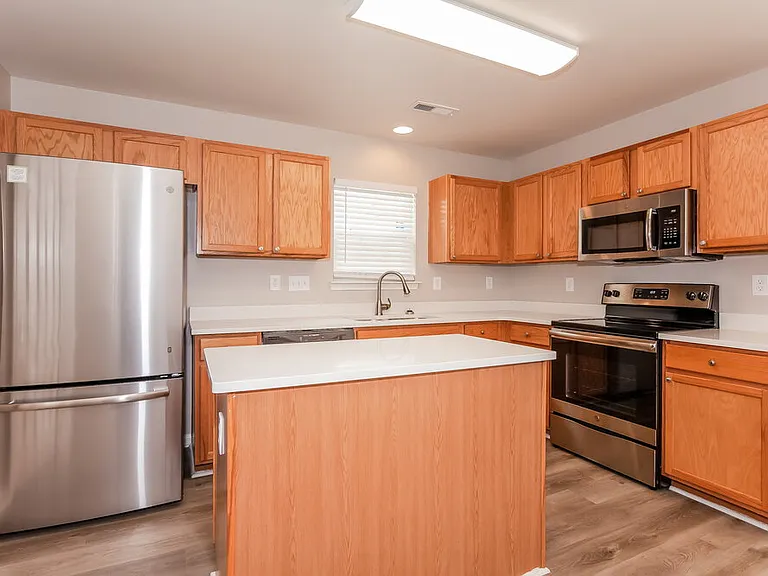 3236 Reid Brook Ln — Photo 7