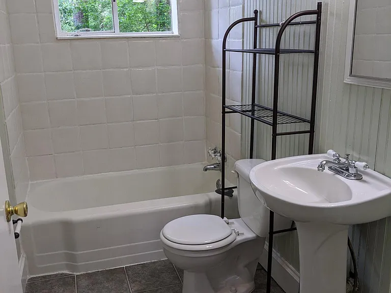 2943 Lowrance Dr — Photo 5