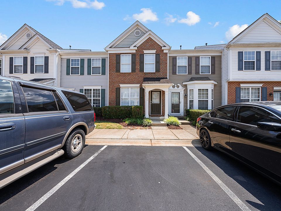 2nd image of 1726 Sorrell Brook Way