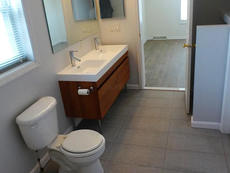 7324 Willow Glen Way — Photo 5