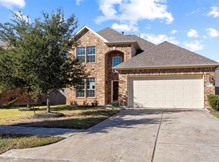 6527 Hunters Trace Ln, Baytown, TX 77521