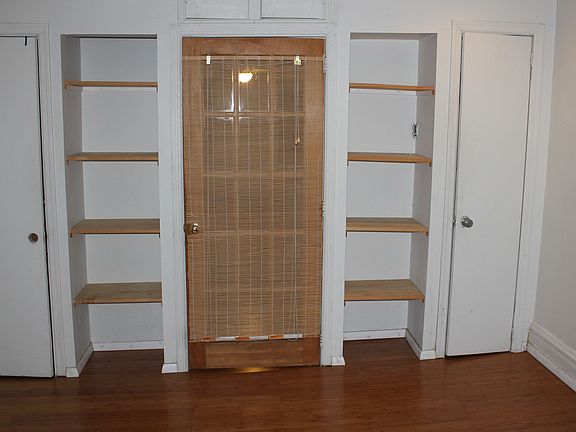 4th image of 810 Grand St Floor 2