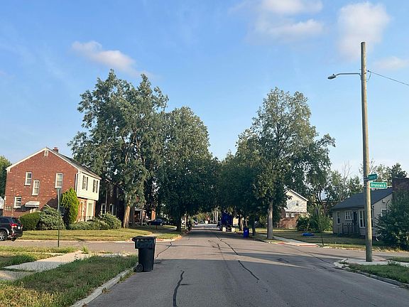 5th image of 3602 Somerset Ave