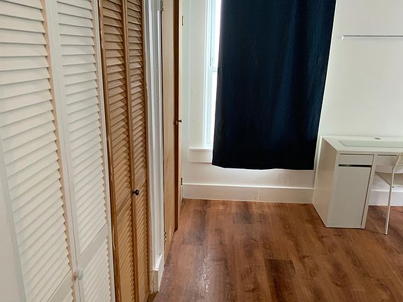 3rd image of 15 Winchester Ave #1