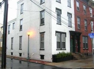 214 Forster St, Harrisburg, PA 17102