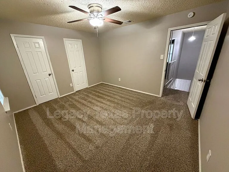 1409 Courtney Pl #A — Photo 7