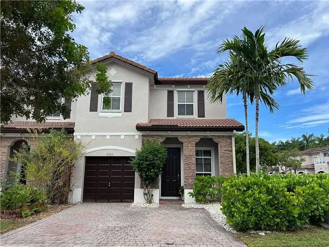 2555 SW 147th Path — Photo 1