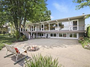 5401 Westport Rd, Madison, WI 53704