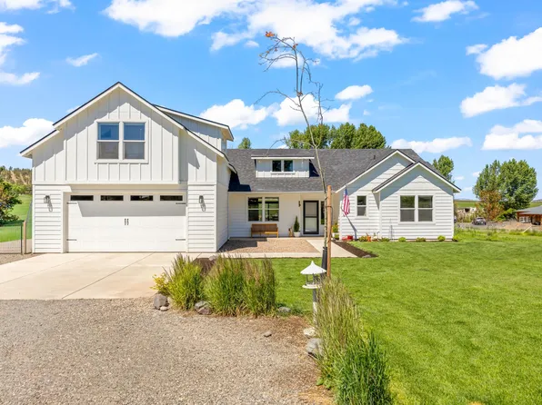 2467 NE Sunset View Ln, Prineville, OR 97754